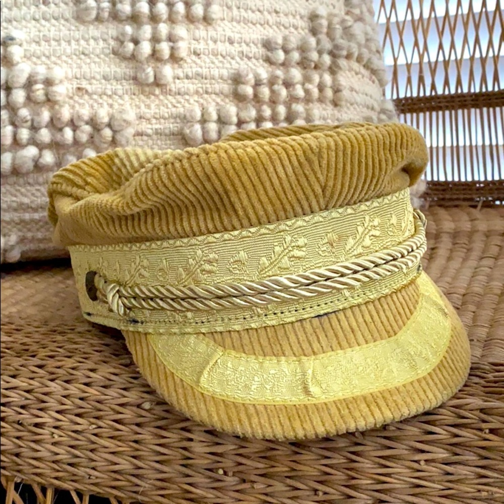 Brixton corduroy fiddler fisherman hat